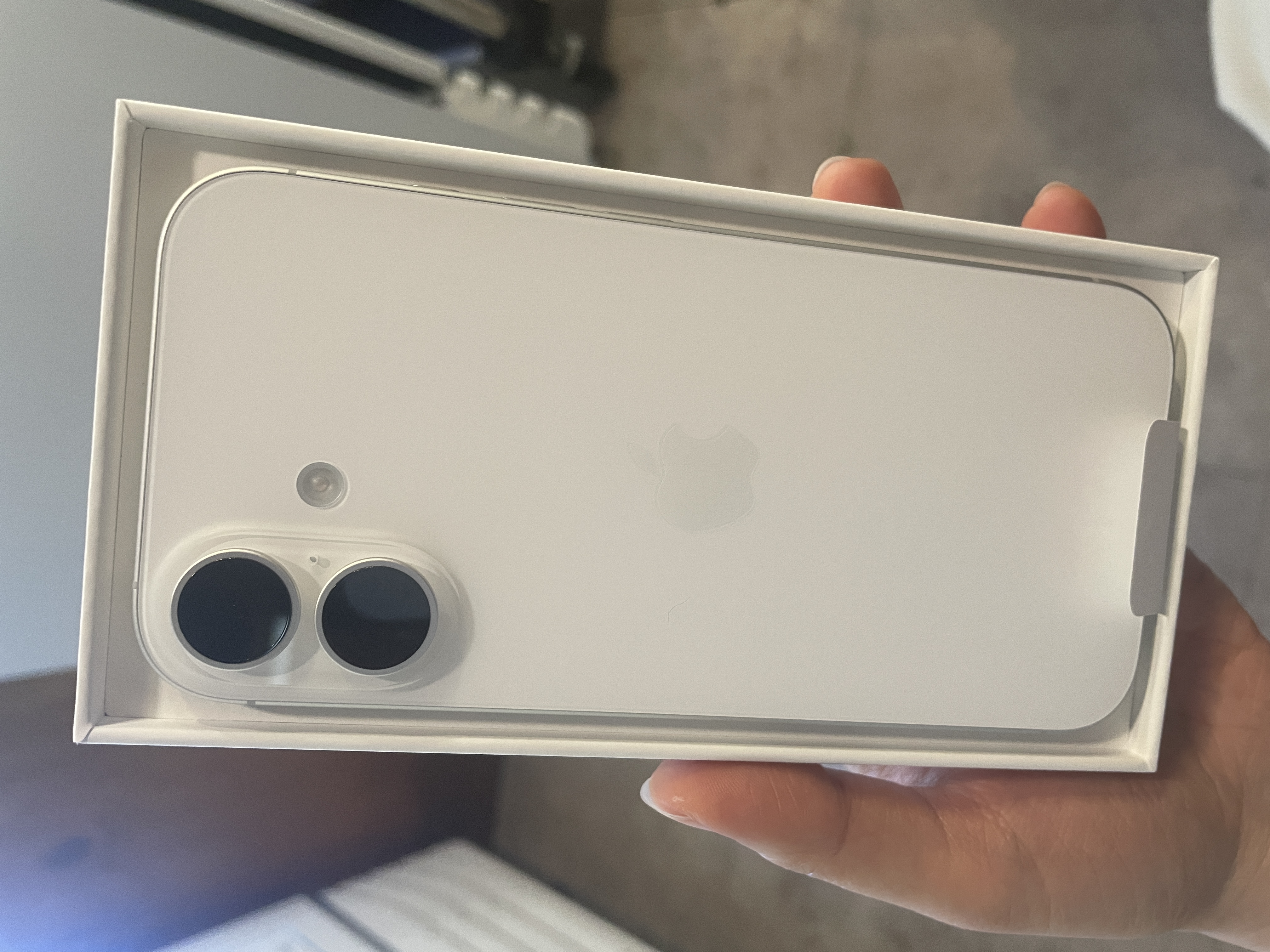 친절한 상담사님 덕분에 싸고 편하게 개통했어요!